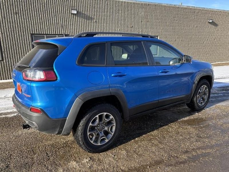 2020 Jeep Cherokee — detail view